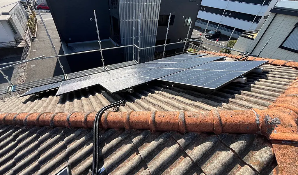 H1東京都八王子市でAIKO太陽光発電11.25kW＋ニチコントライブリッド蓄電池19.9kWh