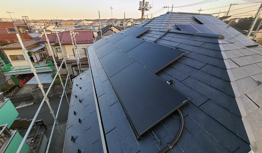 20260608_04 - 東京都の補助金制度を活用した太陽光・蓄電池・V2H設置サポート|ソルト公式 ハンファQセルズの太陽光モジュール