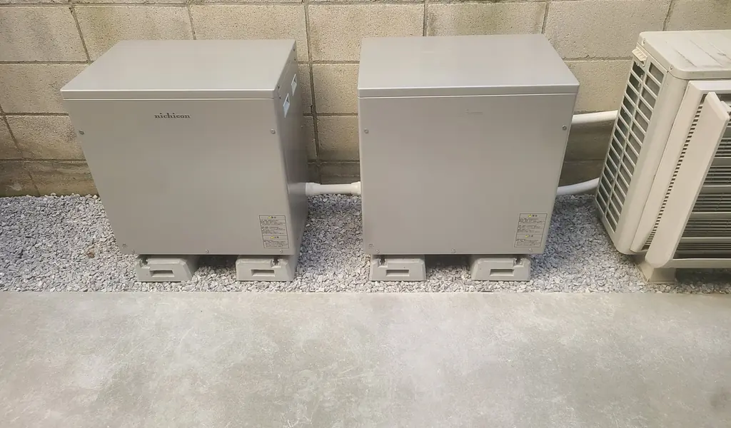 世田谷区の住宅に設置したニチコンのトライブリッド蓄電システム